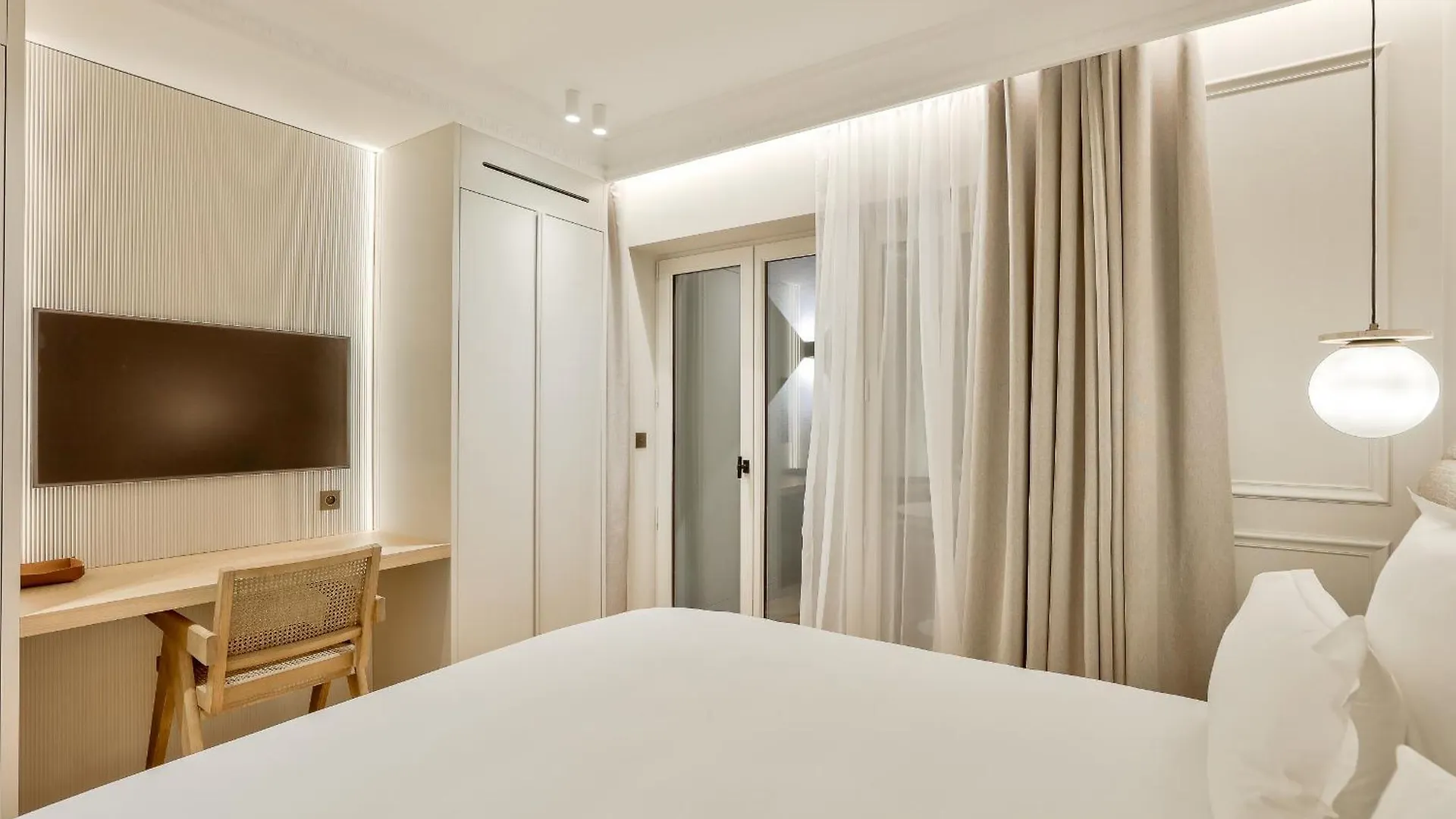 Apartment Maison Iena - Serviced On Champs Elysees Paris