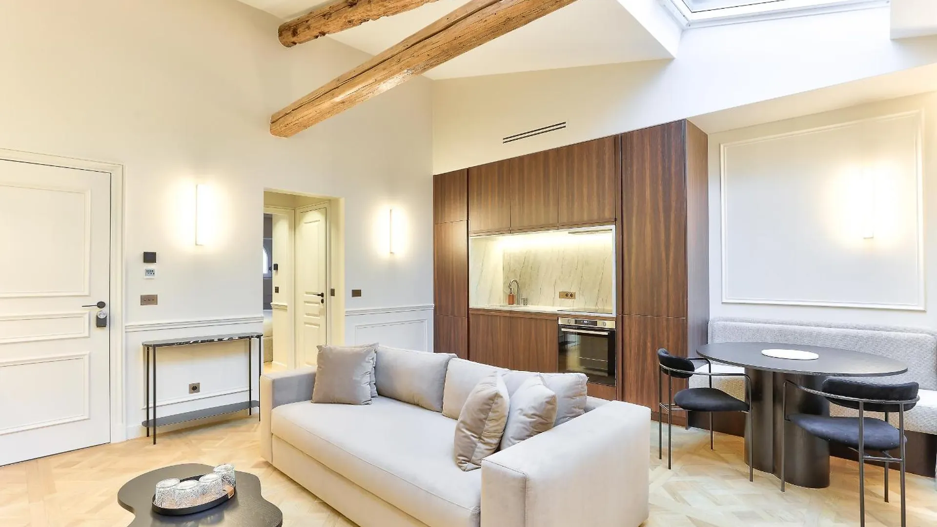 Maison Iena - Serviced On Champs Elysees דירה פריז