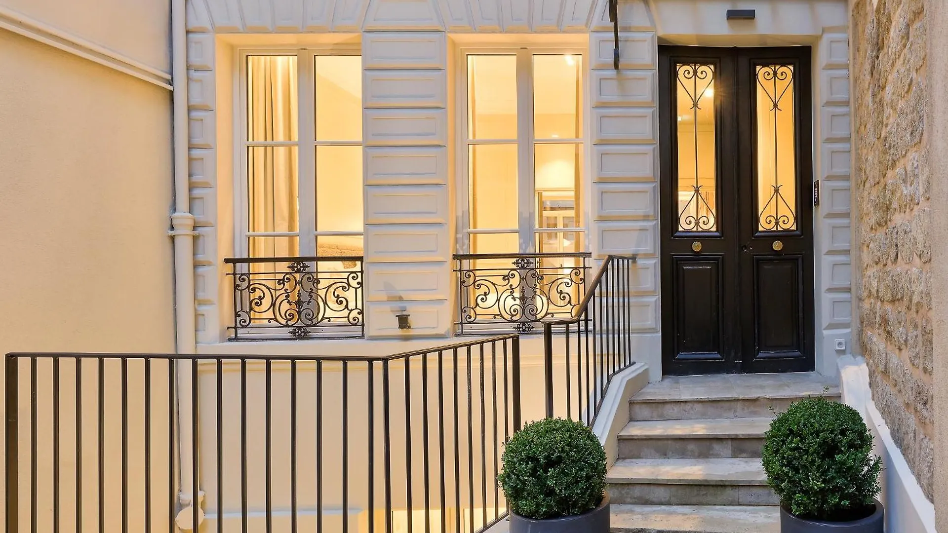 Maison Iena - Serviced On Champs Elysees Apartment