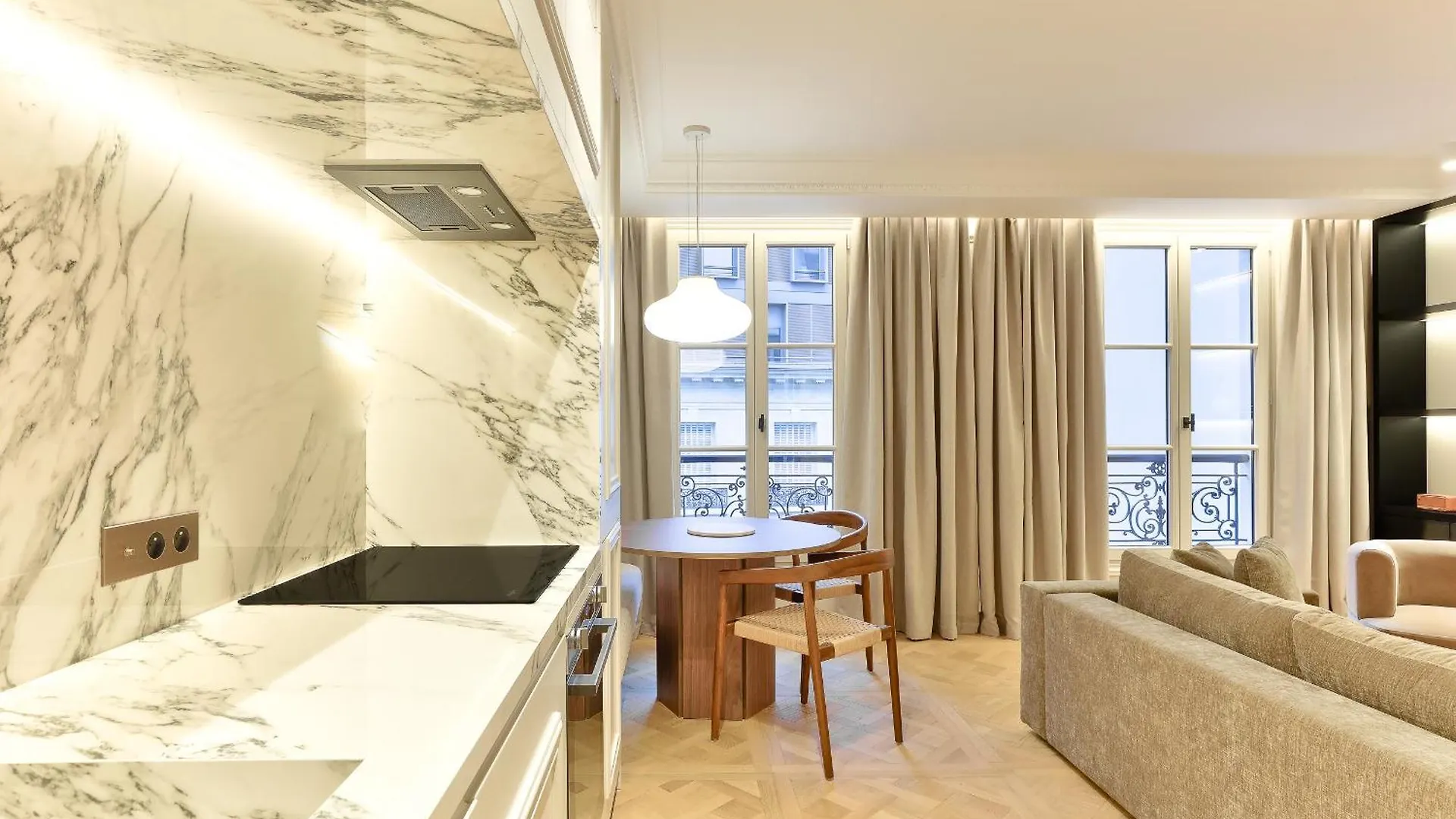 Maison Iena - Serviced On Champs Elysees *